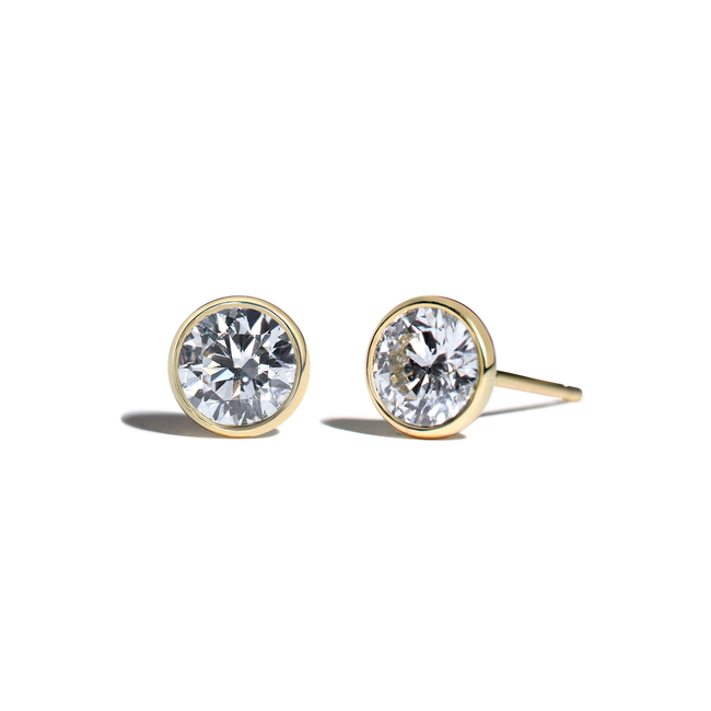 Diamond Bezel Studs - 18K Gold | VS Clarity