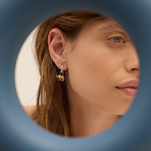 VS Clarity sparkling diamonds 14K 18 Gold