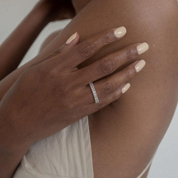 VS quality diamonds 14K 18K gold