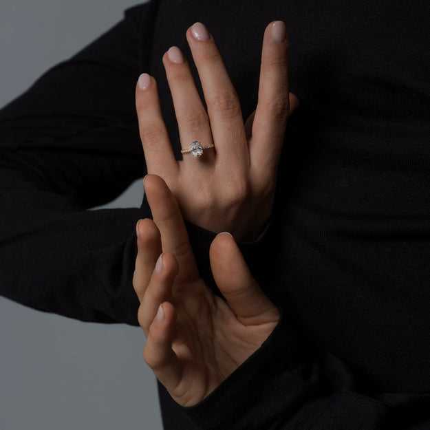 Noémie Solitaire Pave Pick Your Diamond Shape Engagement Ring Oval Round Princess Emerald Radiant Asscher Cushion quality stone 18K gold Rose White Yellow Platinum