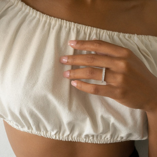 Oval Cut Diamond Eternity Band Ring - 18K Gold | VS Clarity Natural Diamonds