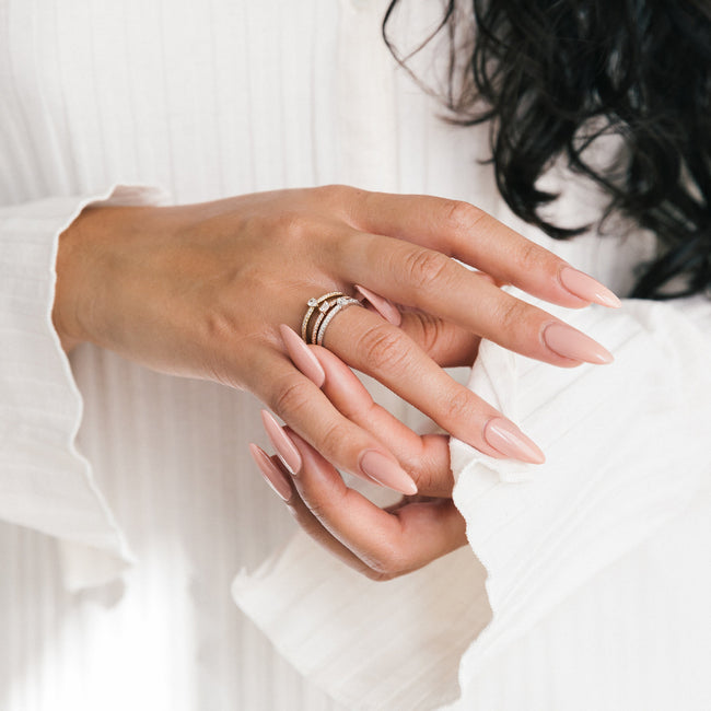 Petite Pear Cut Diamond Ring - 18K Gold | VS Clarity Natural Diamonds