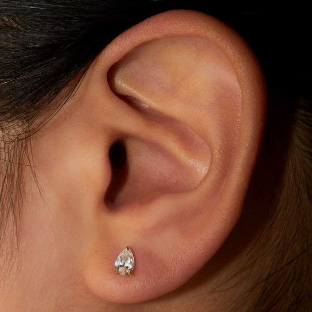 Pear Diamond Studs 18K Gold Rose White Yellow Platinum quality stone