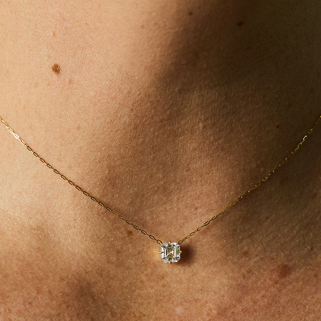 Asscher Cut Diamond Solitaire Pendant – Noémie