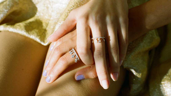 Bohemian Diamond Dancer Ring - 18K Gold | VS Clarity