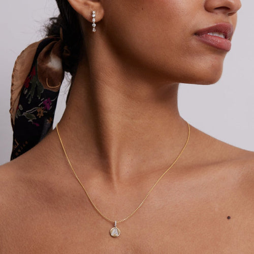 VS Clarity sparkling diamonds 14K 18K Gold