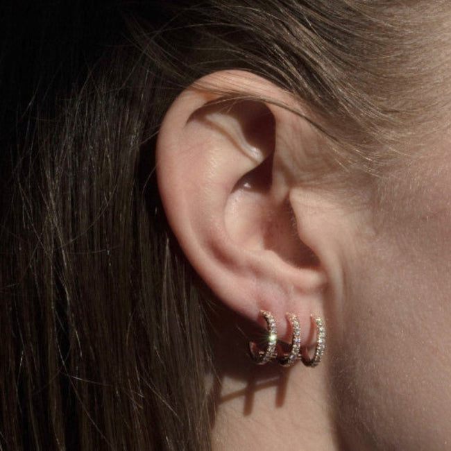 Trois Hoop Diamond Earring - 18K Gold | VS Clarity Natural Diamonds